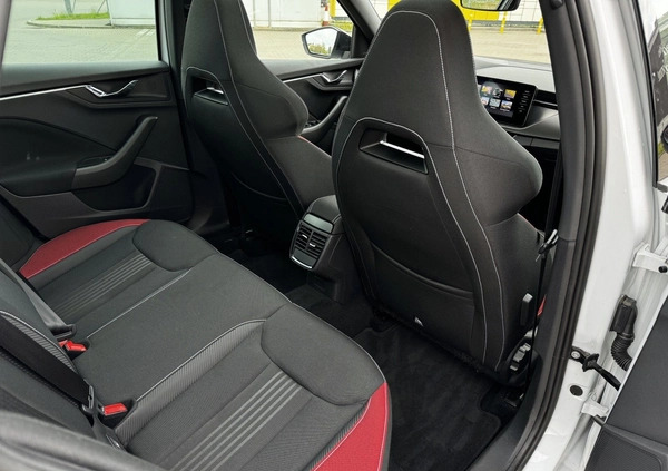 Skoda Kamiq cena 109900 przebieg: 78800, rok produkcji 2020 z Pionki małe 277